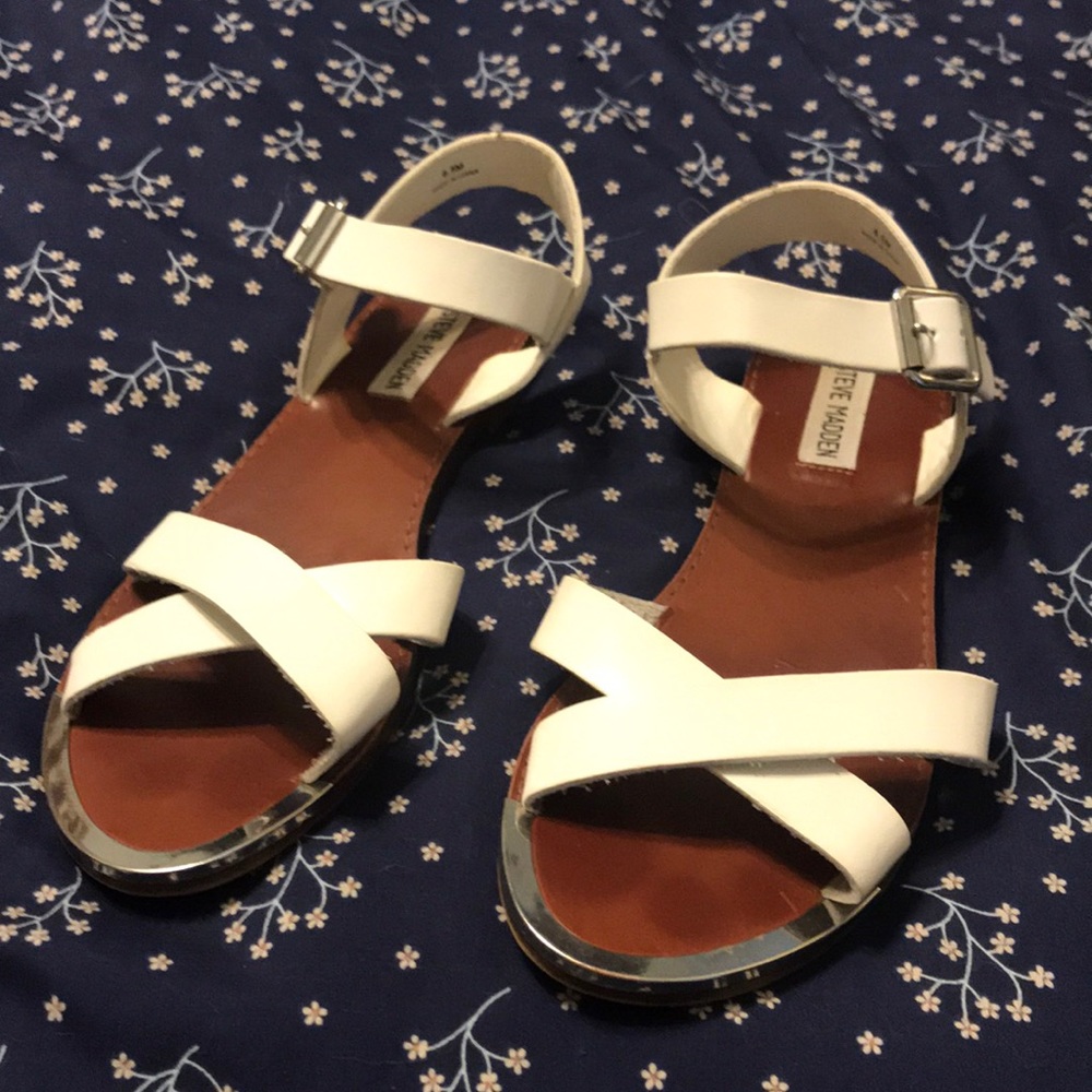 Cute Madden sandals!